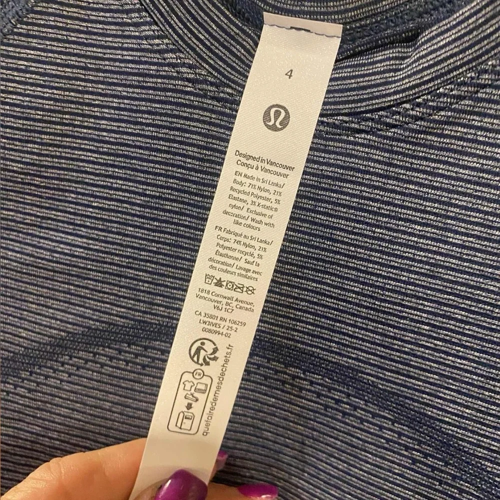 32. NWT Lululemon swiftly tech cropped short sleeve CLUB BLUE Size: 4 - Picture 4 of 5